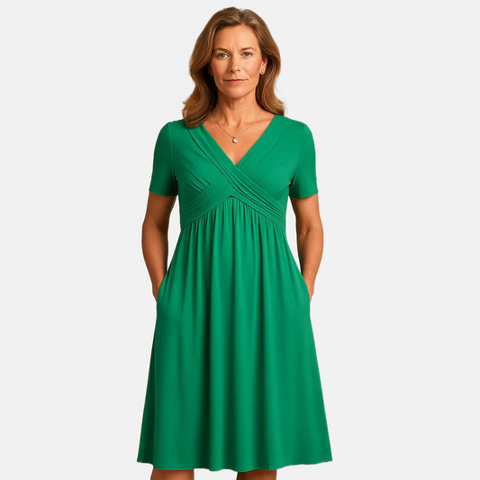 Emma | Flattering Elegance